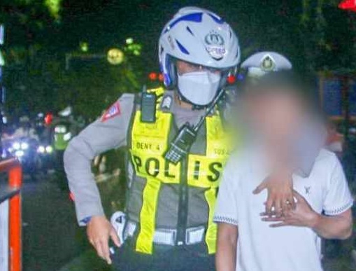 Razia Knalpot Brong, Satlantas Polrestabes Surabaya Temukan Sabu