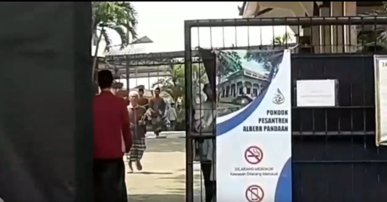 Suasana Ponpes di Desa Karangjati usai kasus pembakaran santri (Foto / Metro TV)