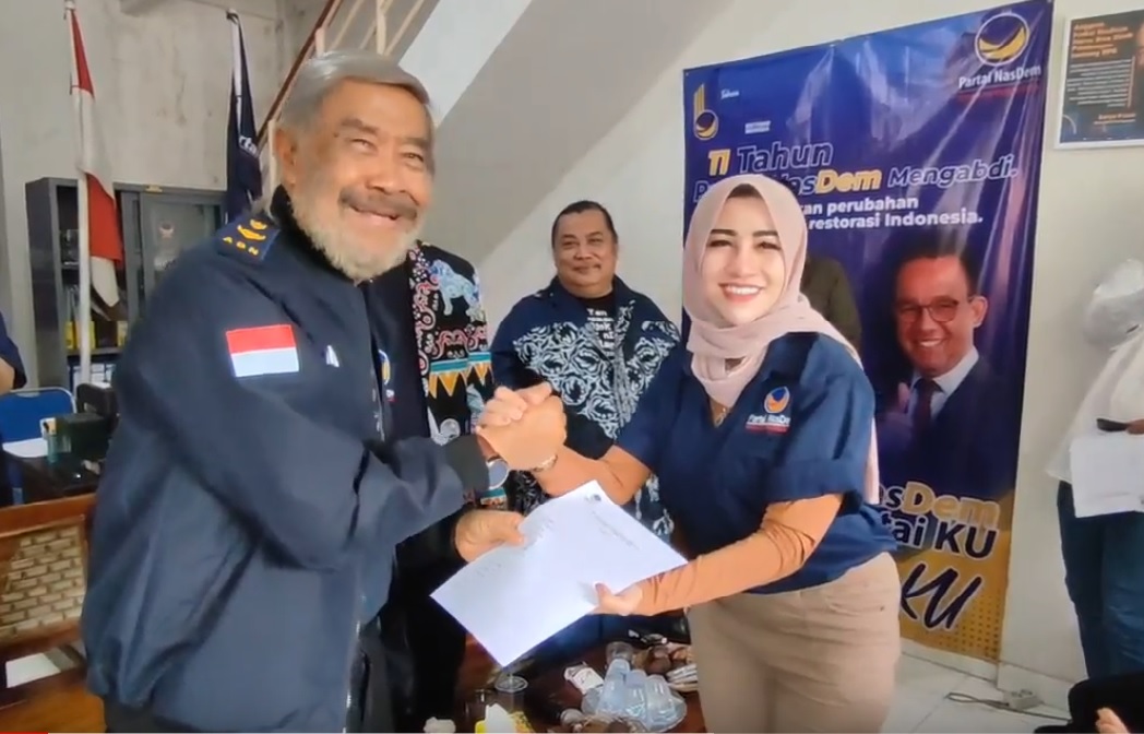 Salah satu bakal calon legeslatif perempuan  yang mendaftar di DPD Nasdem Kota Malang (Foto / Metro TV)