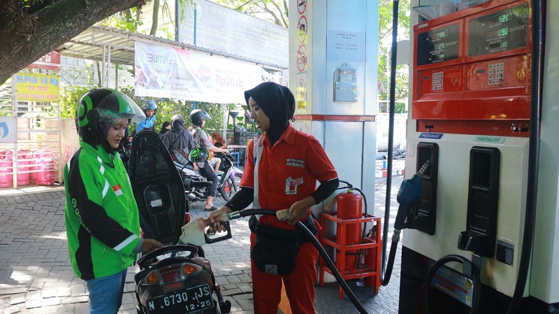 Ojol di Malang Dapat Bantuan BBM Subsidi, Cuma Rp4.000 per Dua Liter!