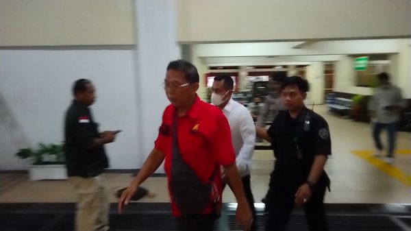 Perkara Tragedi Kanjuruhan, Tiga Polisi Dituntut 3 Tahun Penjara