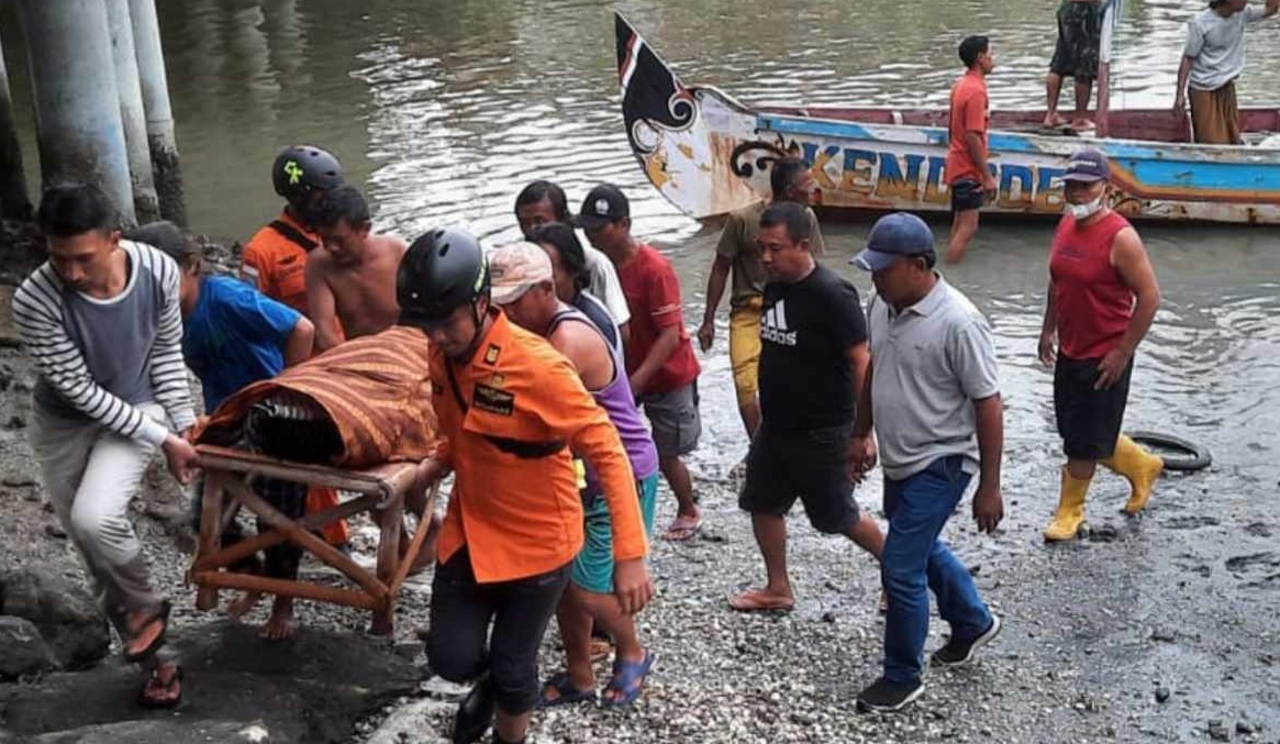 Korban ditemukan meninggal usai tenggelam di sungai (Foto / Istimewa)