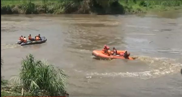 Berburu Ikan Mabuk, Warga Tulungagung Hilang Tenggelam