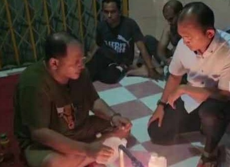 Lima Warga Bangil Pasuruan Diamankan Saat Oplos Sabu