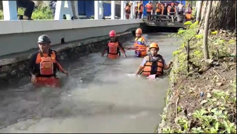 Pencarian korban hanyut masih terus dilanjutkan (Foto / Istimewa)