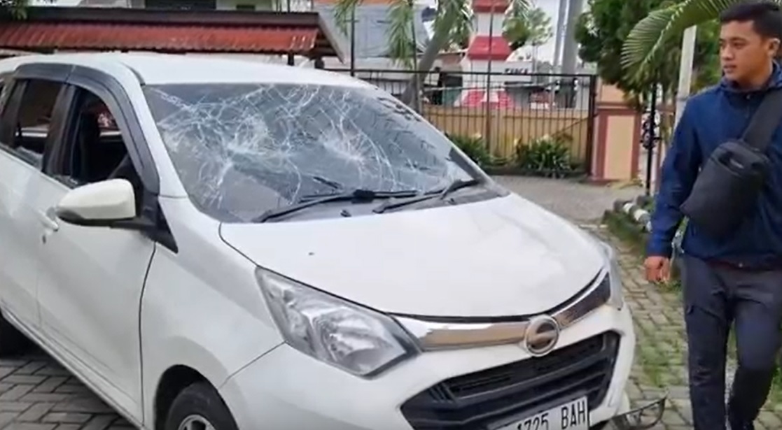 Pakai Mobil Rental, Sekeluarga Maling di Toko Sembako Gresik