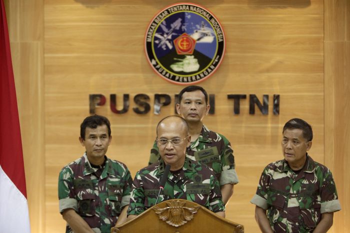 Kepala Pusat Penerangan Mabes TNI Laksda Julius Widjojono/MI