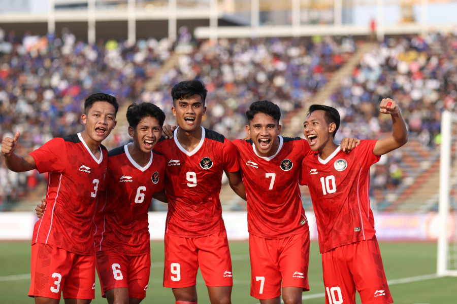 Gagalkan Penalti Kamboja, Timnas Indonesia Juara Grup A