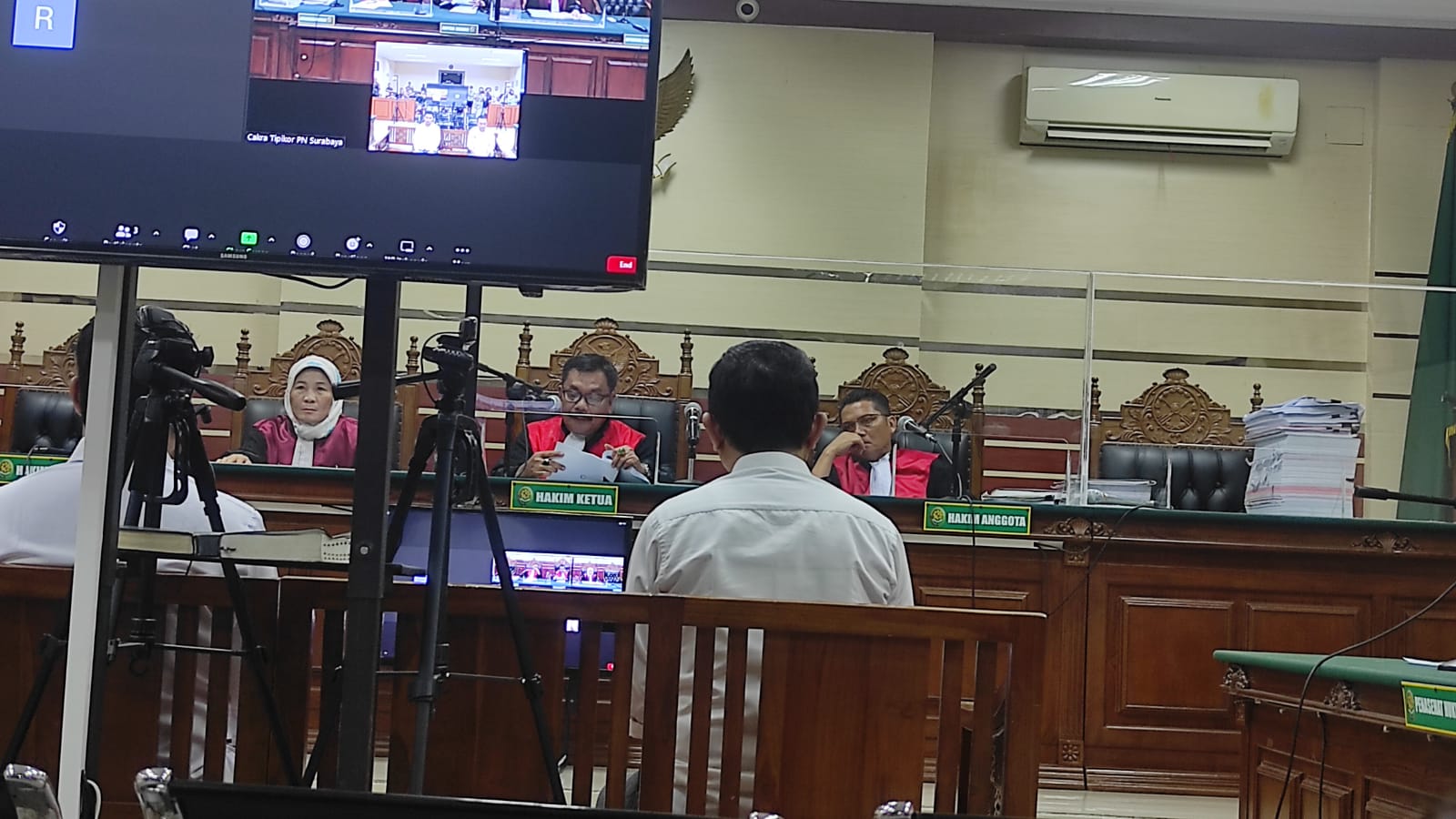 Dua Penyuap Wakil Ketua DPRD Jatim divonis 2,5 Tahun Penjara