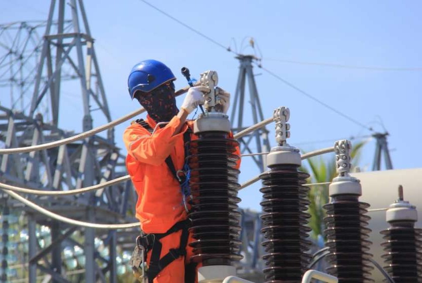 8 Kabel Jaringan PLN Dicuri, Listrik di Sampang Padam