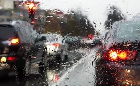 Prakiraan Cuaca Jatim Hari Ini: Surabaya Raya Cerah, Kota Batu Hujan Petir