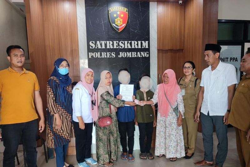 Polres Jombang memediasi kasus kekerasan yang melibatkan anak di Jombang, Jawa Timur. ANTARA/ HO-Polres Jombang