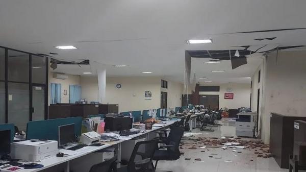 Ruangan  RSUD Pacitan rusak akibat gempa yang berpusat di Bantul/ist