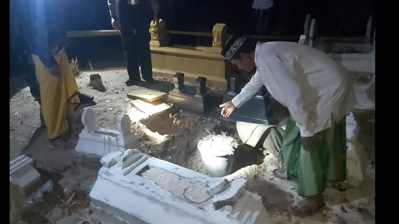 Lokasi makam bayi yang dibongkat orang tak dikenal/ist