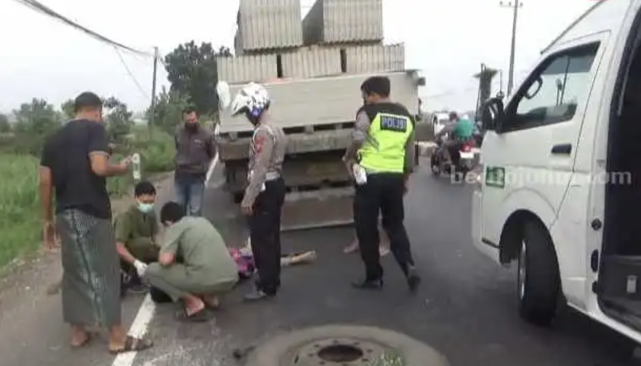 Kecelakaan di Jl Raya Tejo Kecamatan Mojoagung Jombang, 