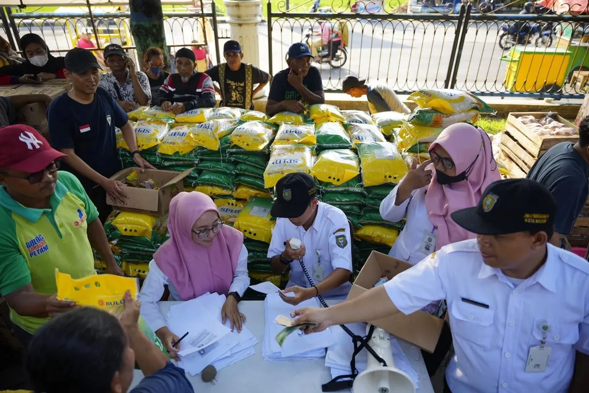 Bazar Murah Ramadan Digelar di Madiun, Jual Sembako Terjangkau sampai Takjil