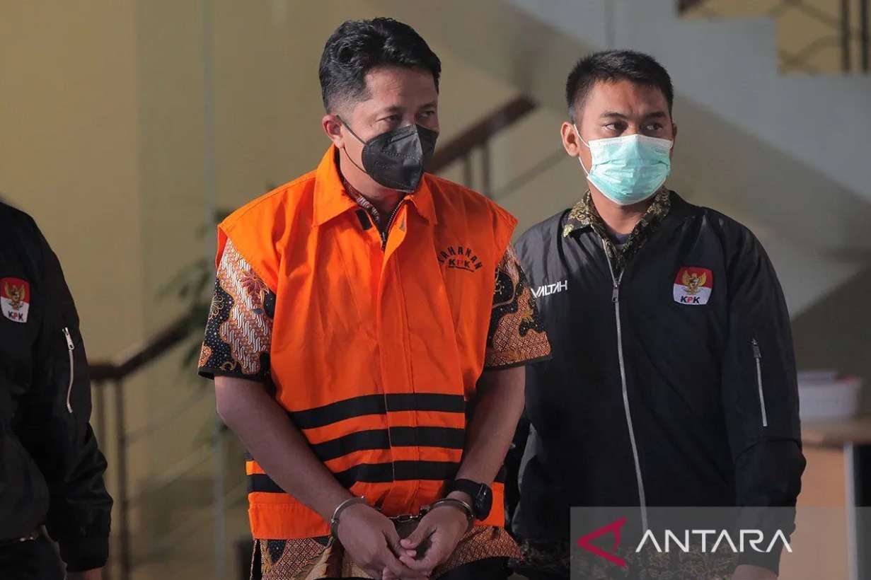 KPK Perpanjang Masa Tahanan Tersangka Korupsi BPPD Sidoarjo