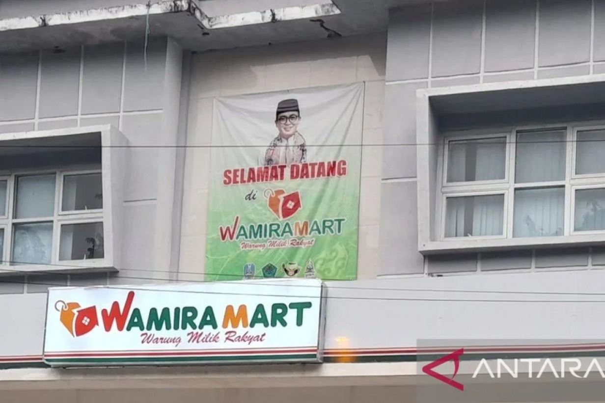 Toko Wamira Mart yang berlokasi di Jalan Jokotole, Pamekasan. (ANTARA/HO-Kominfo Pamekasan)