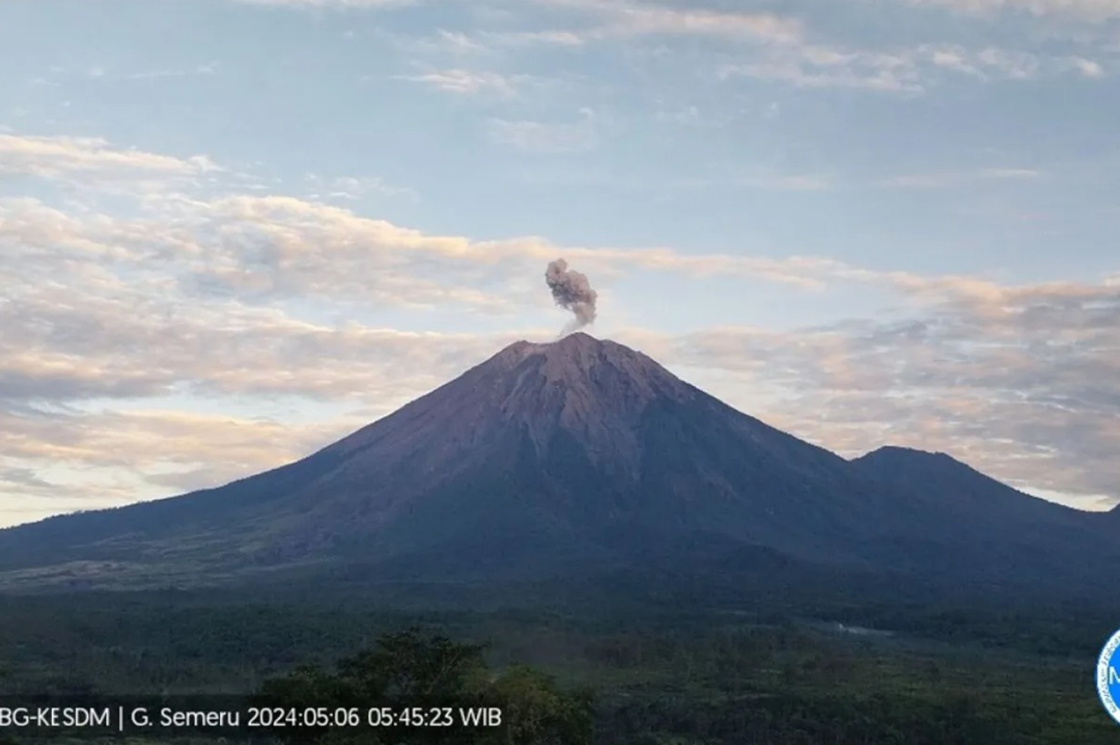 Gunung Semeru Erupsi Lagi, Status Siaga Berlanjut