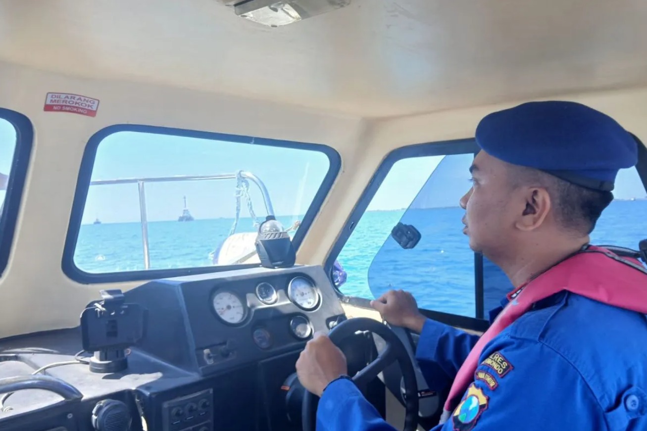 Satpolairud Polres Situbondo, Jawa Timur melakukan patroli perairan laut Situbondo-Banyuwangi-Bali dukung pengamanan pelaksanaan World Water Forum ke-10 di Bali pada Jumat, 10 Mei 2024. Foto: ANTARA-HO-Humas Polres Situbondo