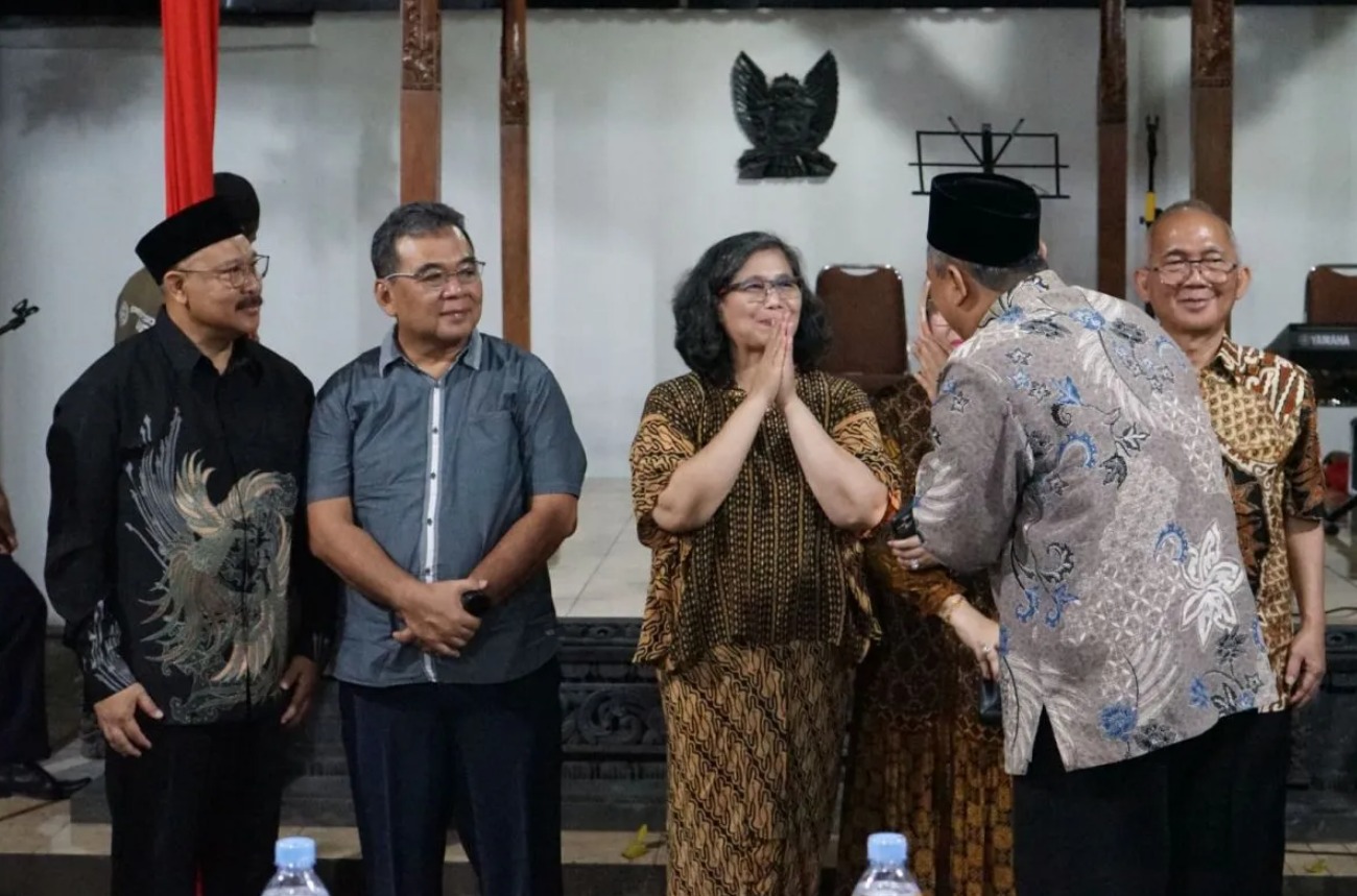 Pj Wali Kota Kediri, Zanariah, bersilaturahmi dengan pimpinan perguruan tinggi di Kediri, Jawa Timur. Foto: ANTARA-HO-Pemkot Kediri 