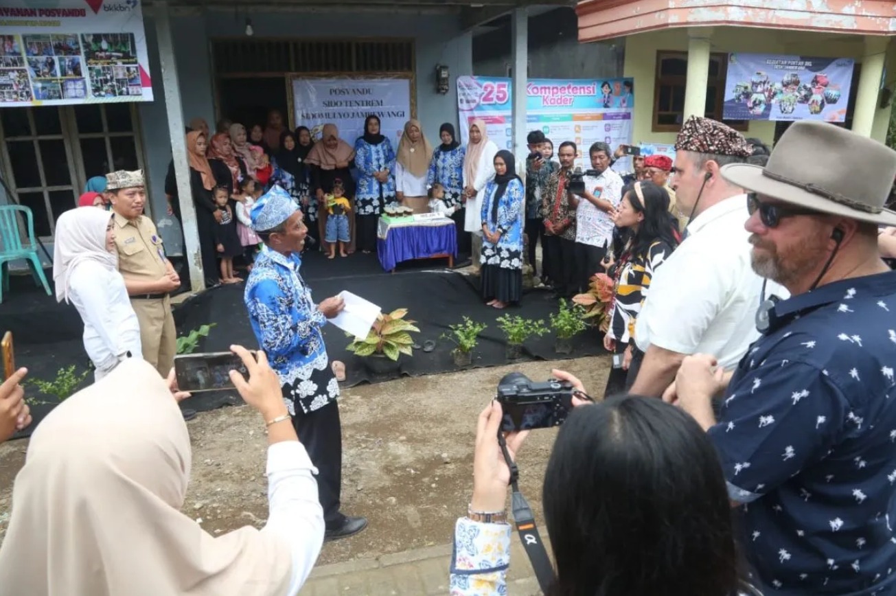 Delegasi dari 12 negara berkunjung ke Kampung KB Desa Jambewangi, Kecamatan Sempu, Banyuwangi, Jawa Timur. Foto: ANTARA/HO-Humas Pemkab Banyuwangi 
