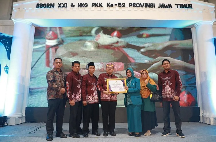 Kelurahan Manisrejo Madiun Juara Ketiga Lomba Gotong Royong Jatim